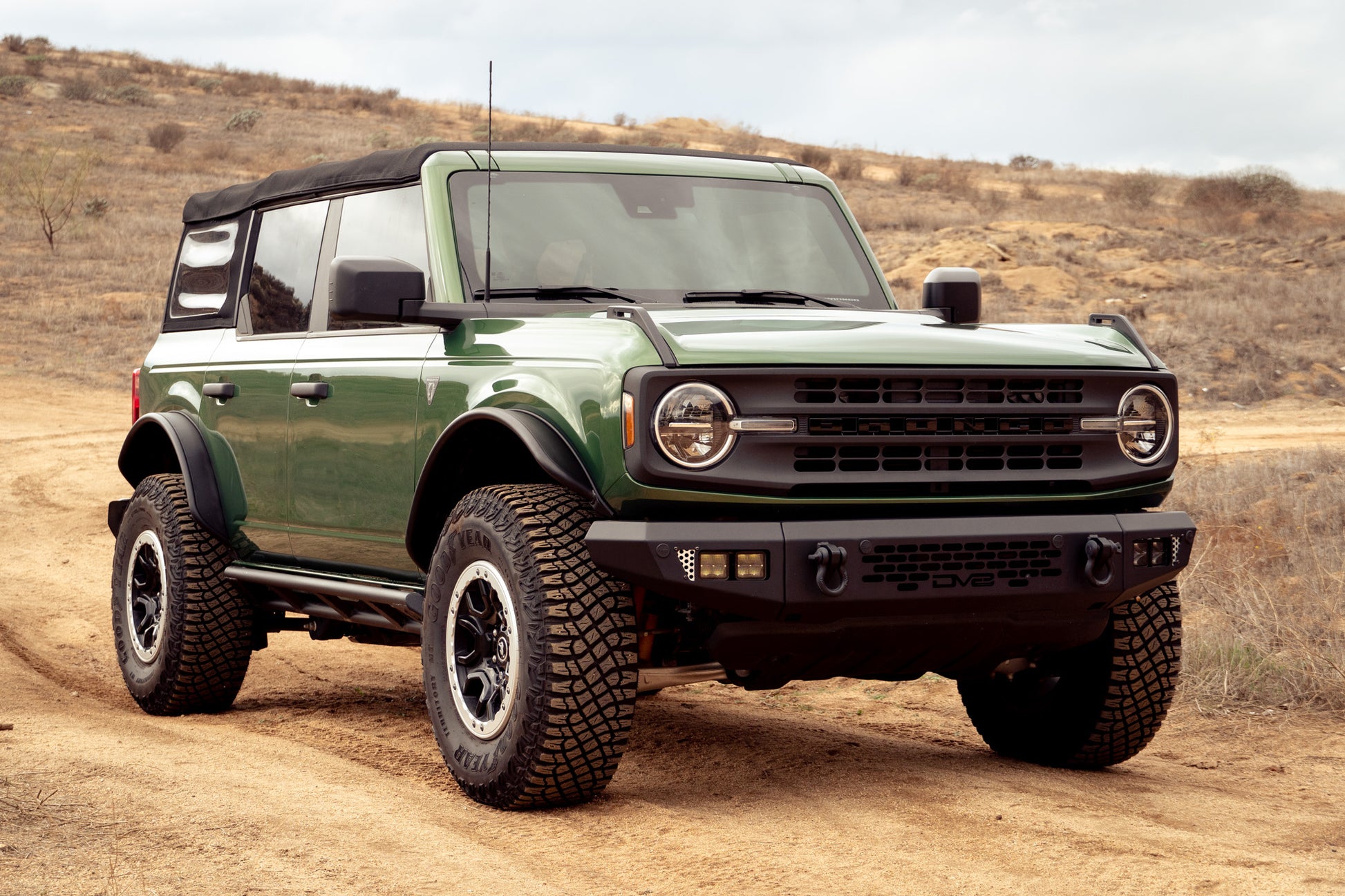 2021-2023 Ford Bronco | Tube Fender Flares