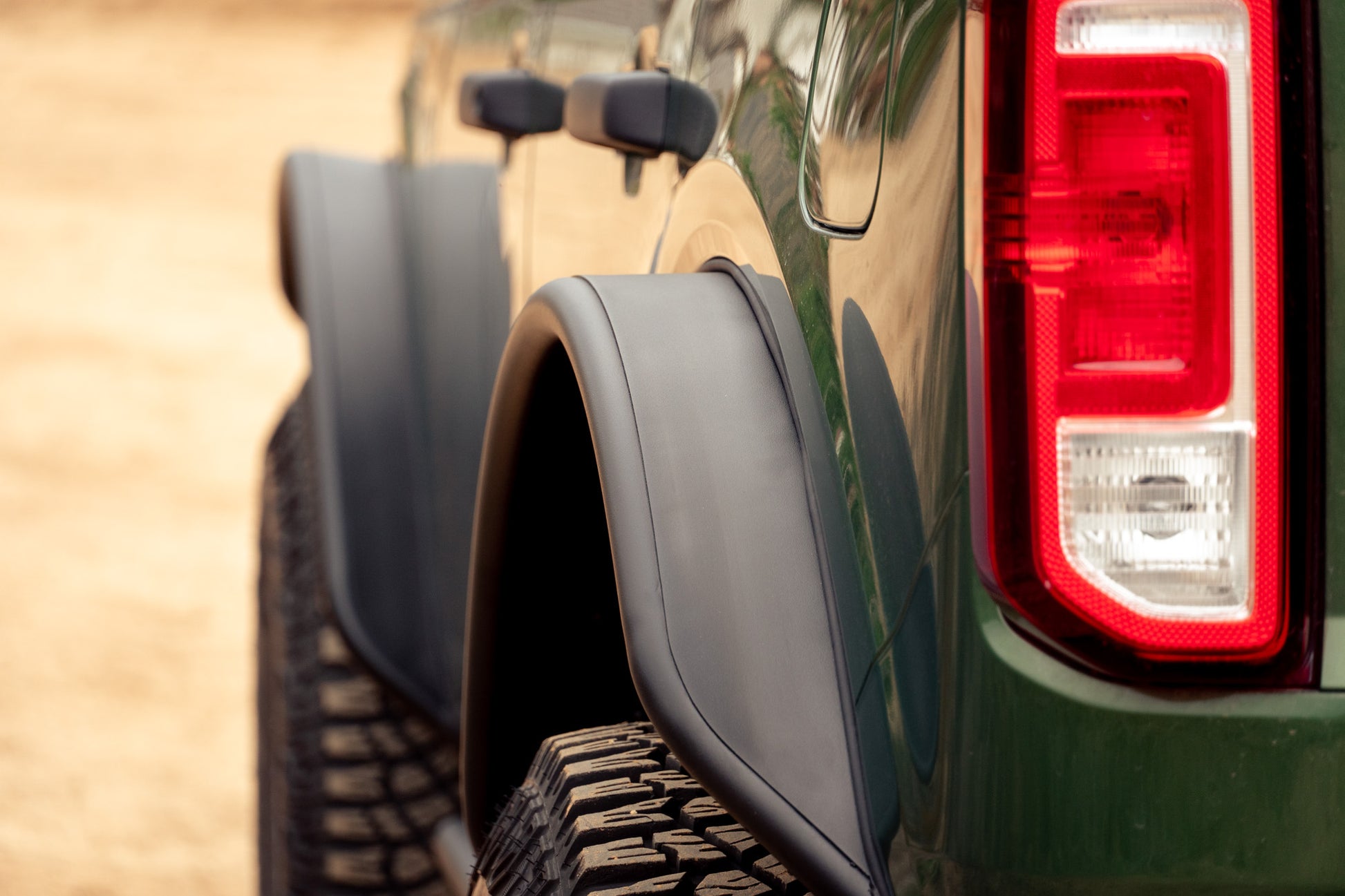 2021-2023 Ford Bronco | Tube Fender Flares