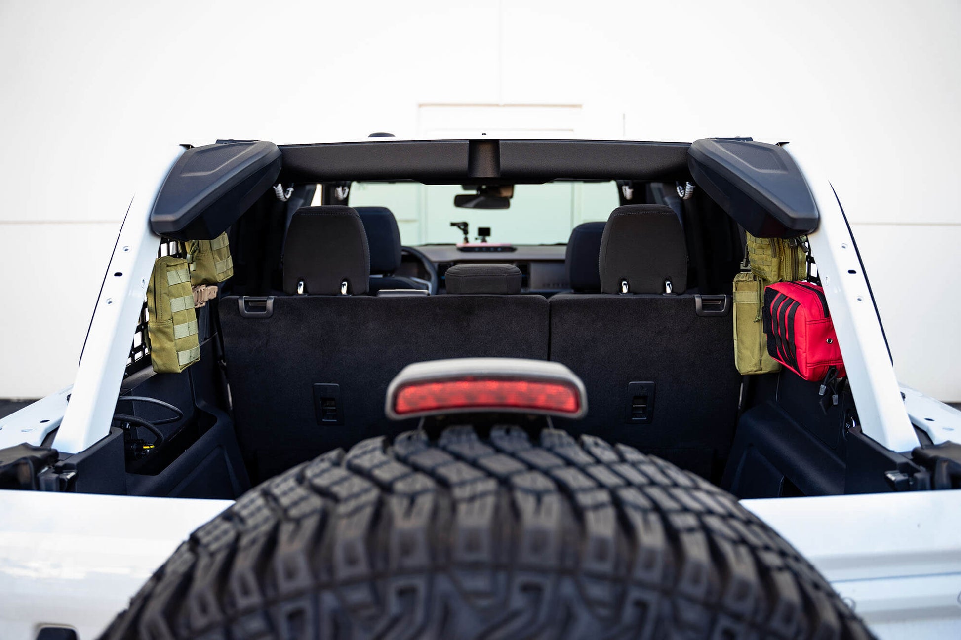 2021-2023 Ford Bronco | Rear Window Molle Panels