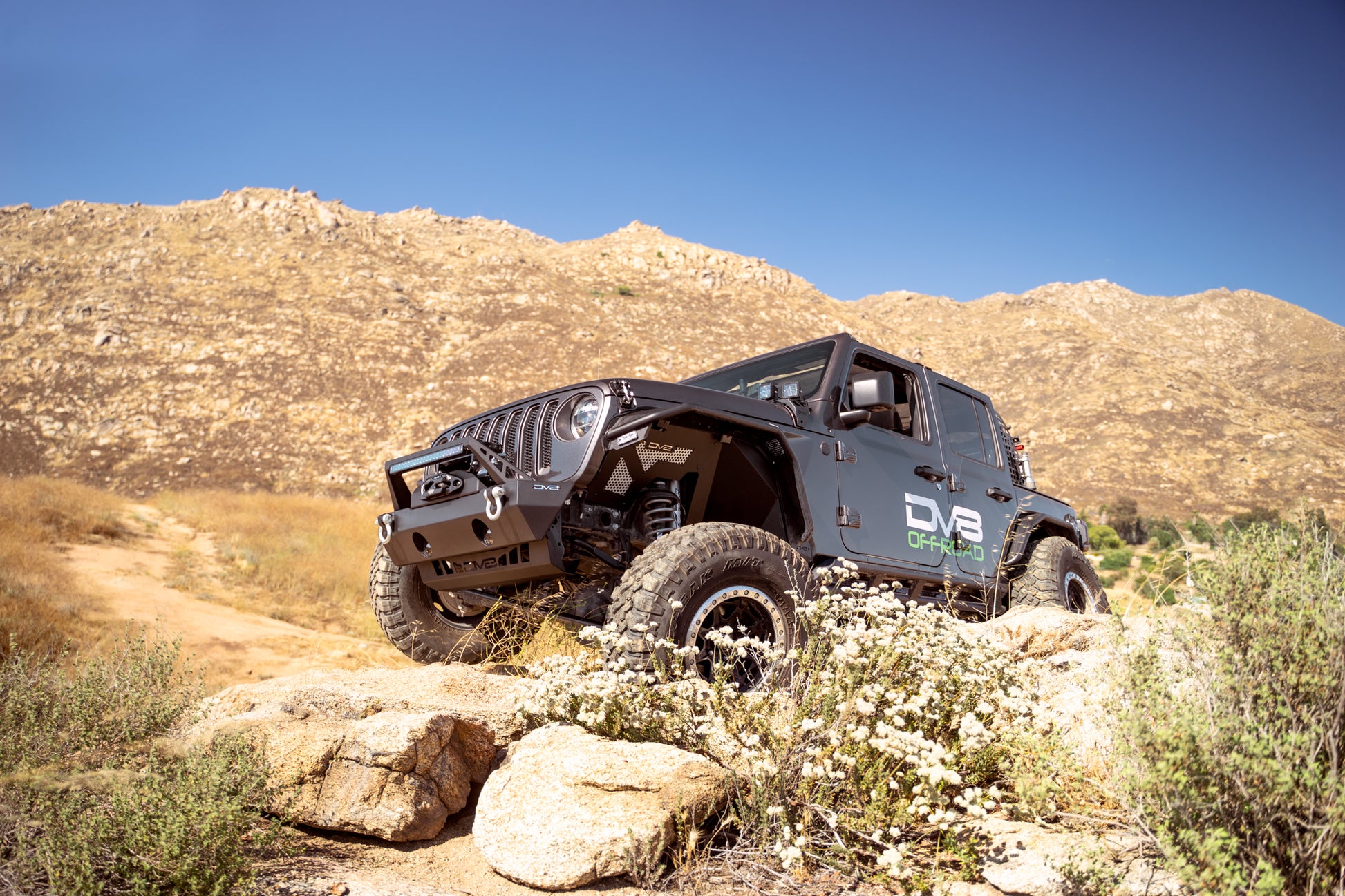 2007-2024 Jeep Wrangler & Gladiator | FS-25 Stubby Front Bumper