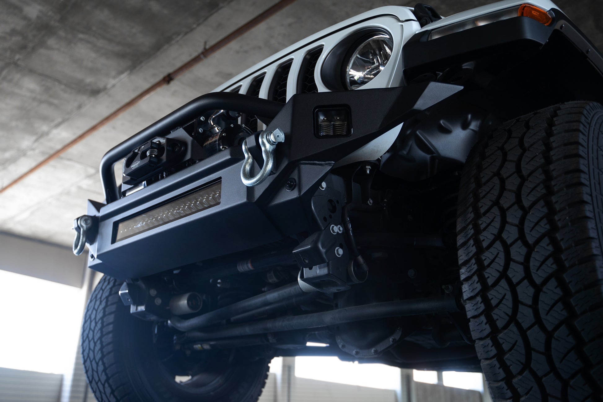 2007-2024 Jeep Wrangler JK/JL & Gladiator JT | FS-7 Mid-Width Winch Front Bumper