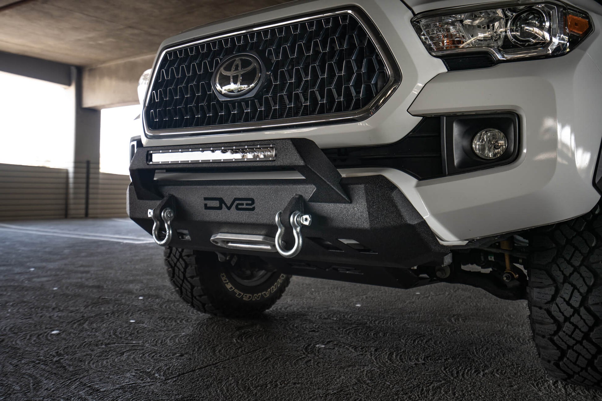 2016-22 Toyota Tacoma Center Mount Front Bumper