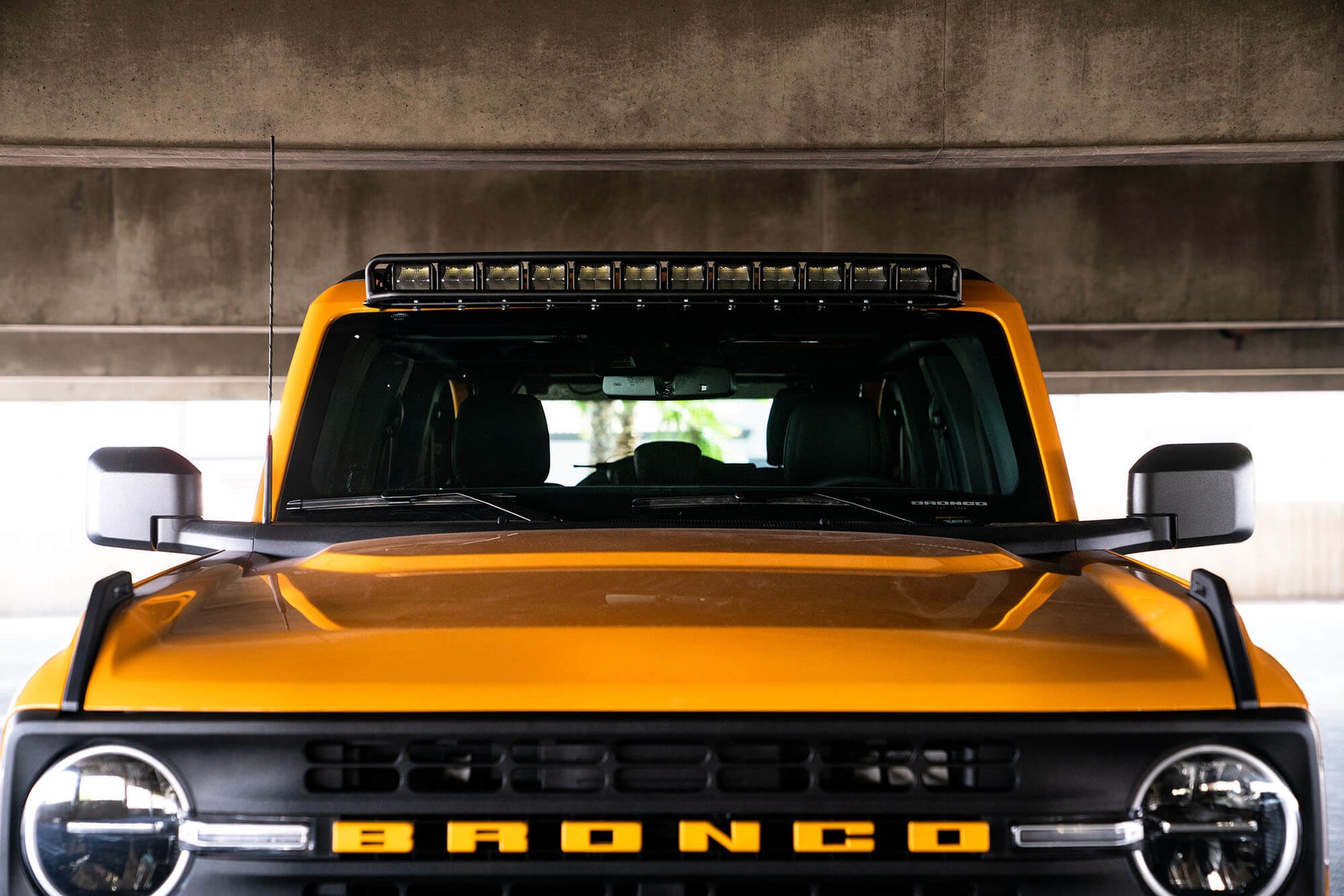 2021-22 Ford Bronco | 40-Inch Curved Light Bar Mount