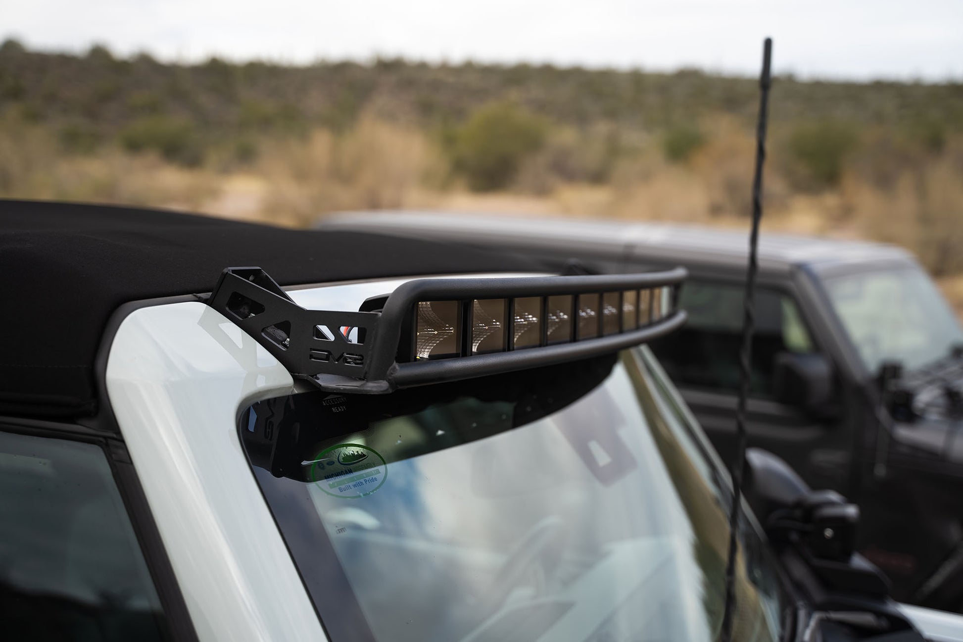 2021-22 Ford Bronco | 40-Inch Curved Light Bar Mount