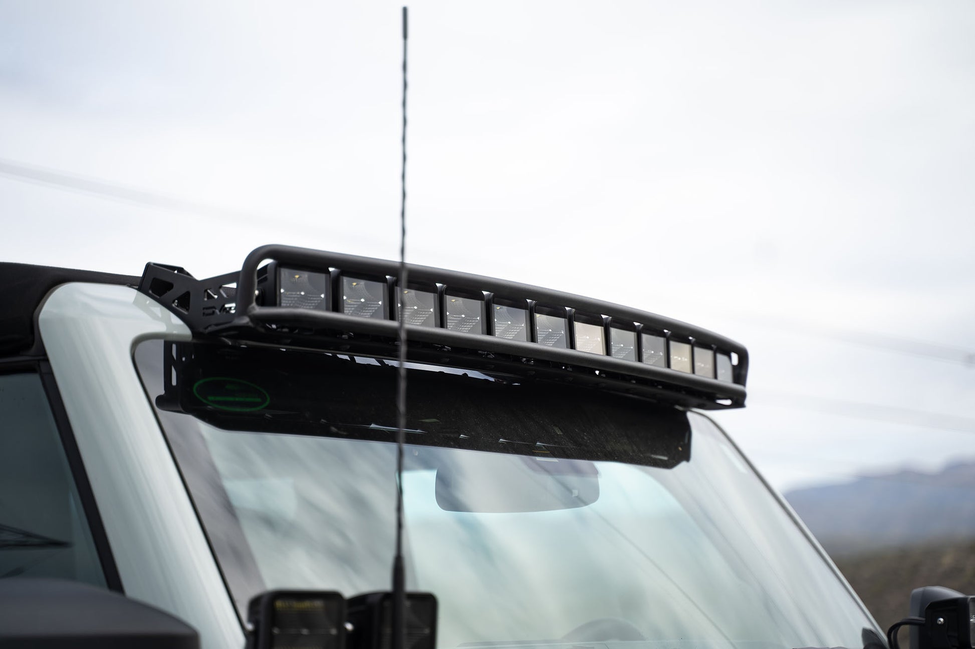 2021-22 Ford Bronco | 40-Inch Curved Light Bar Mount