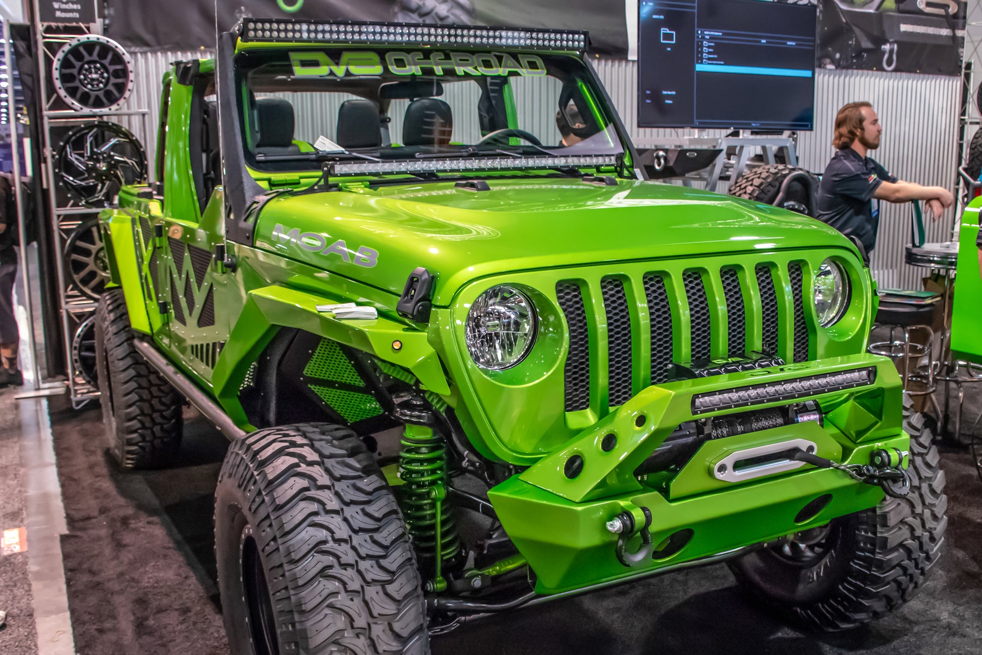 2018-22 Jeep JL & 2020-22 JT Over Hood Light Bar Mount