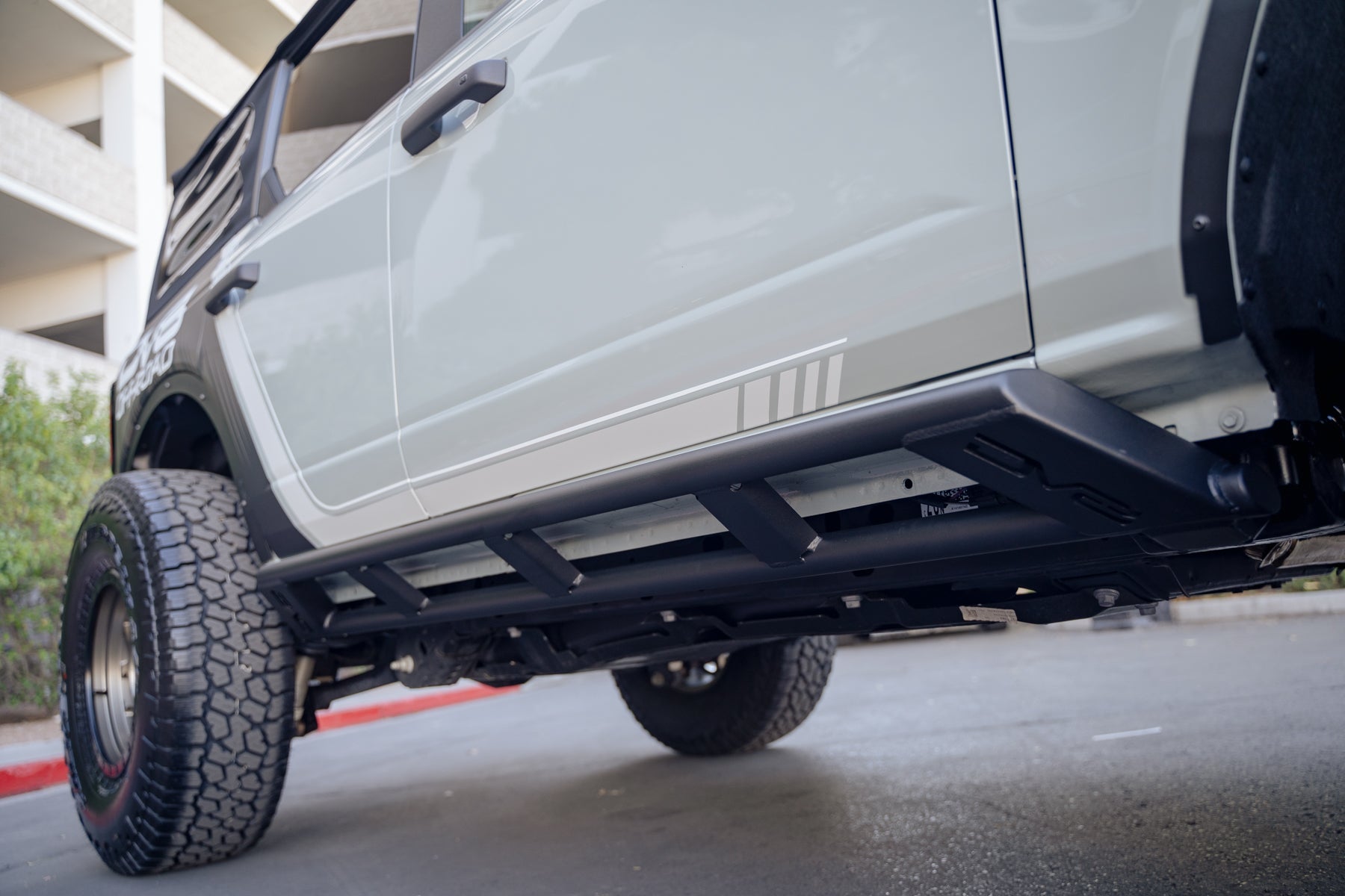 2021-2024 Ford Bronco | FS-15 Series 4-Door Rock Sliders