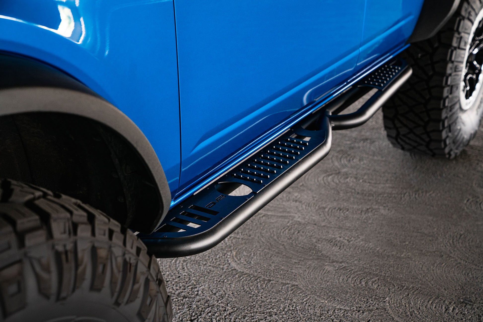 2021-2024 Ford Bronco | OE Plus 4-Door Side Steps