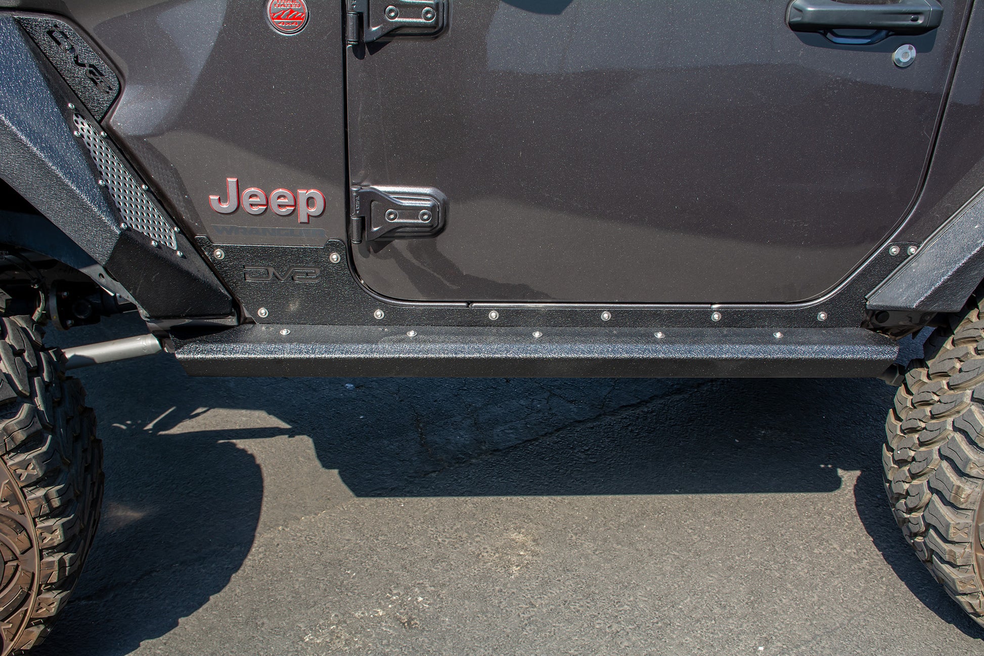 2018-22 Jeep JL 2-Door Rock Sliders With Rock Skins