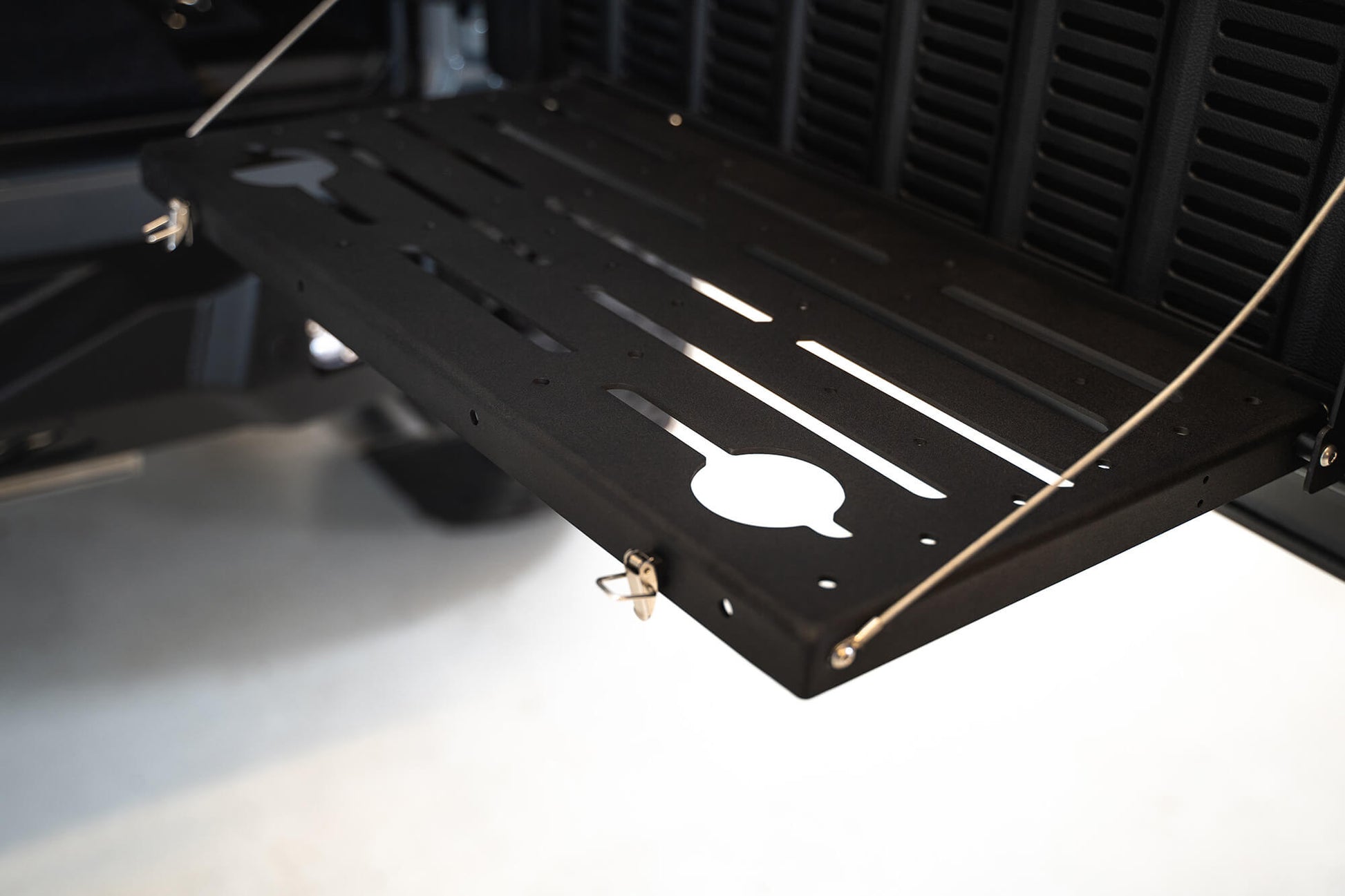 2018-22 Jeep JL Folding Trail Table