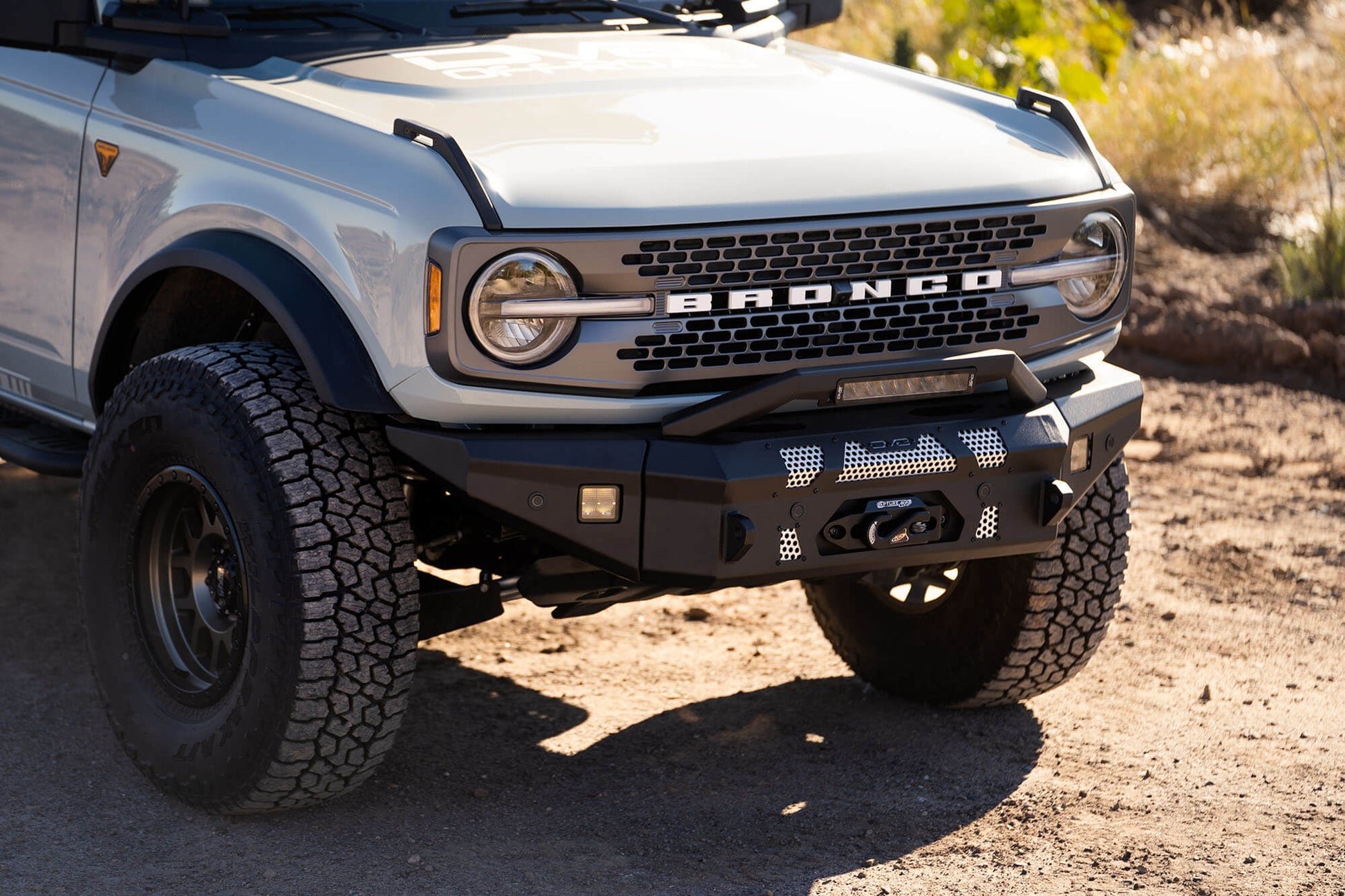 2021-24 Ford Bronco | MTO Series Winch Front Bumper